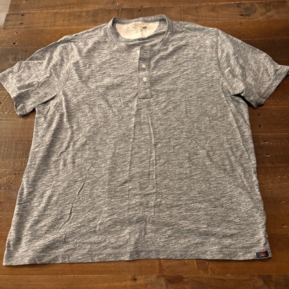 COPY - Faherty Short Sleeve Henley - Picture 5 of 5